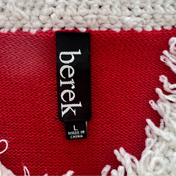 Berek Vintage Santa Christmas Sweater - Picture 7 of 9